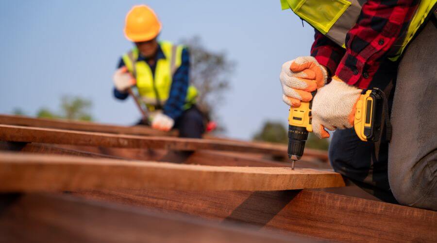 Expert Emergency Roof Repairs services in Cape Coral, FL